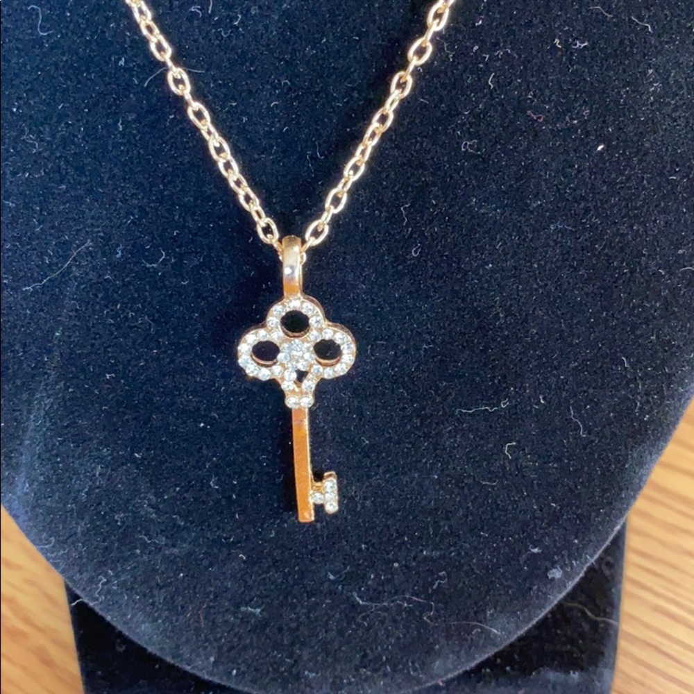 Jewelry - Picture 2 of 2